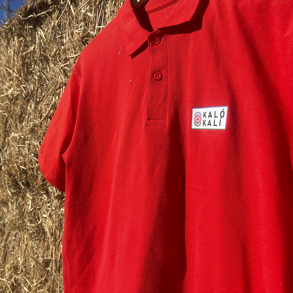 Polo Rojo Kalo Kalí: Orgullo Caló - Imagen 3